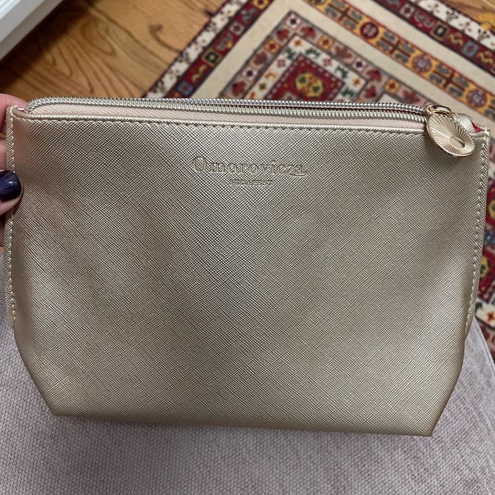 Metallic Trendy Pouch.